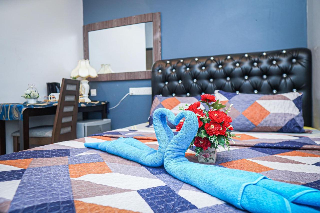 Ghazrins Desaru Hotel Пенгеранг Екстериор снимка