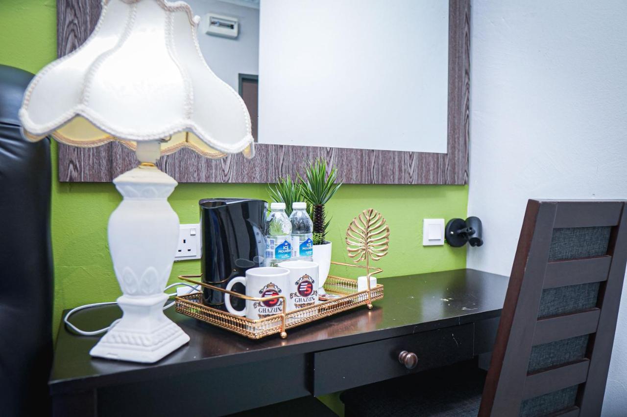 Ghazrins Desaru Hotel Пенгеранг Екстериор снимка