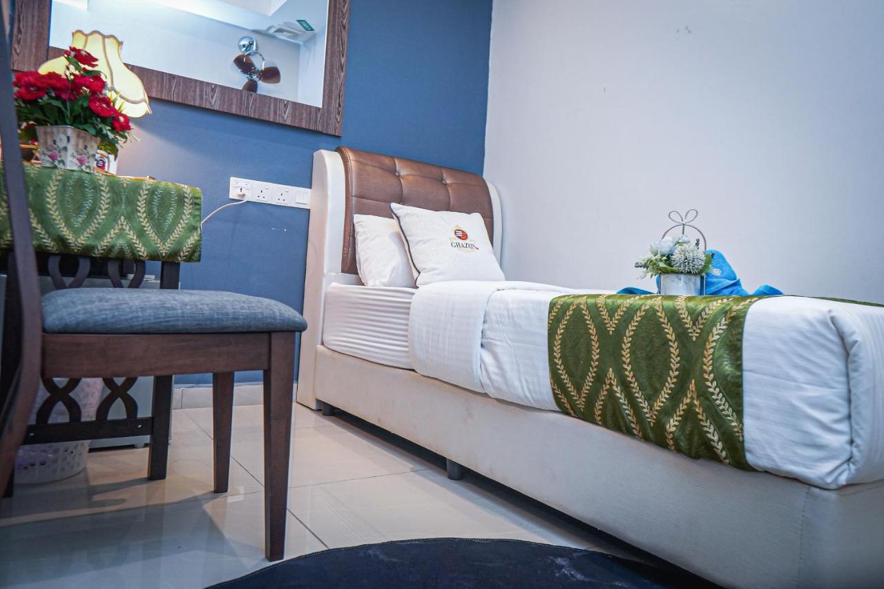 Ghazrins Desaru Hotel Пенгеранг Екстериор снимка