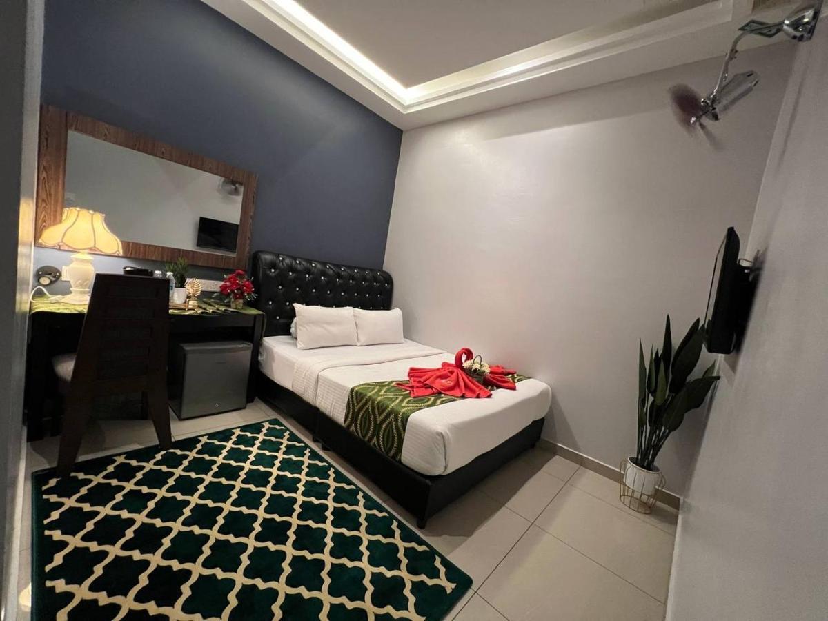 Ghazrins Desaru Hotel Пенгеранг Екстериор снимка